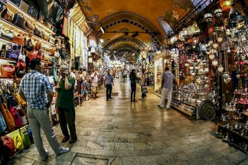 How to Bargain Like a Pro in Istanbul’s Grand Bazaar and Elsewhere